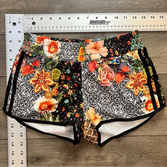 FARM RIO X ADIDAS - Jardim Agharta Floral Mandala Jacket Set - Bundle - Picture 4 of 6